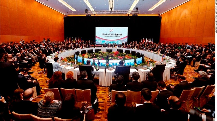 Heads of State and Government of the 10 ASEAN member nations during the 27th ASEAN Summit and Related Summits held at the Kuala Lumpur Convention Centre